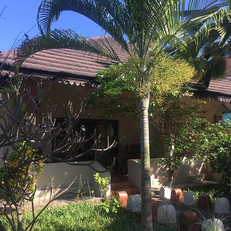 Arabian Nights Hotel パジェ エクステリア 写真